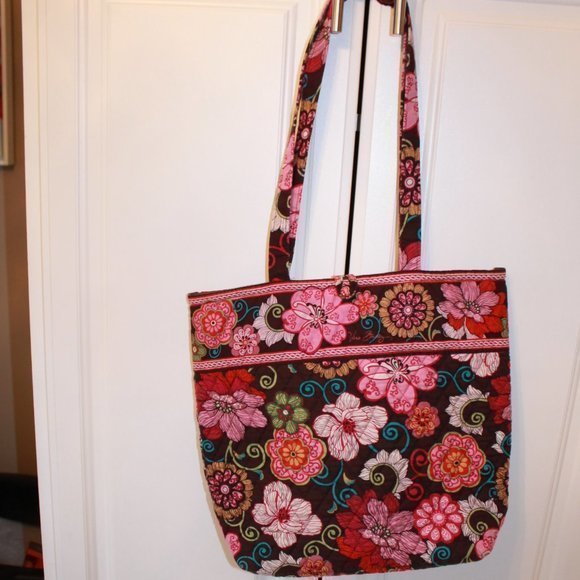 Vera Bradley Bundle: Backpack, tote, wallet, and small crossbody purse - Picture 10 of 16